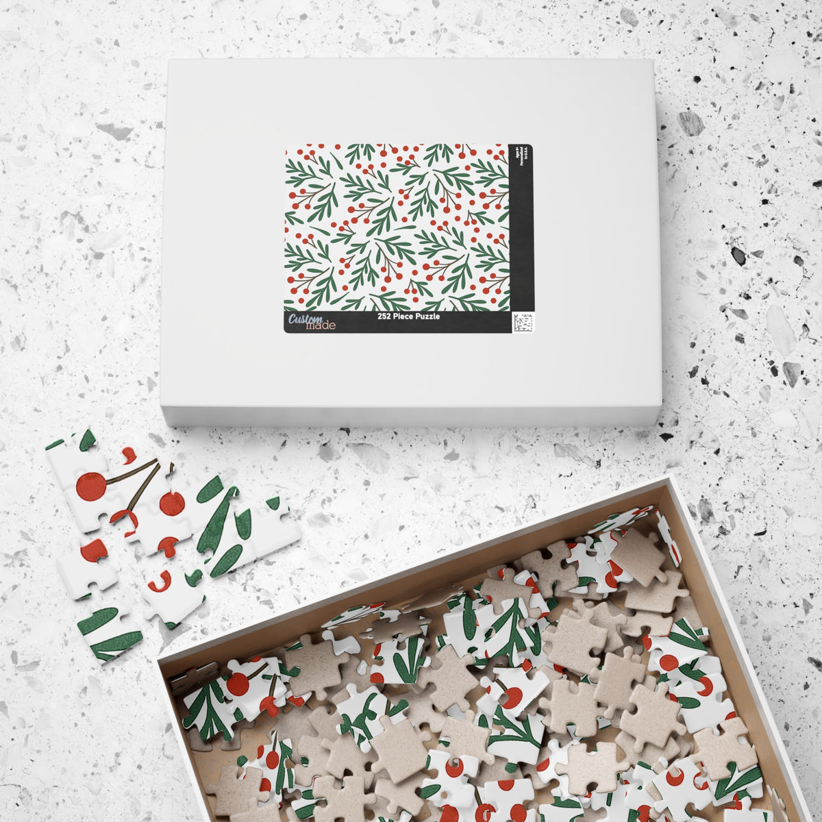 Holiday Berry Pattern Puzzle — Festive Botanical Jigsaw (110–1014 pcs)