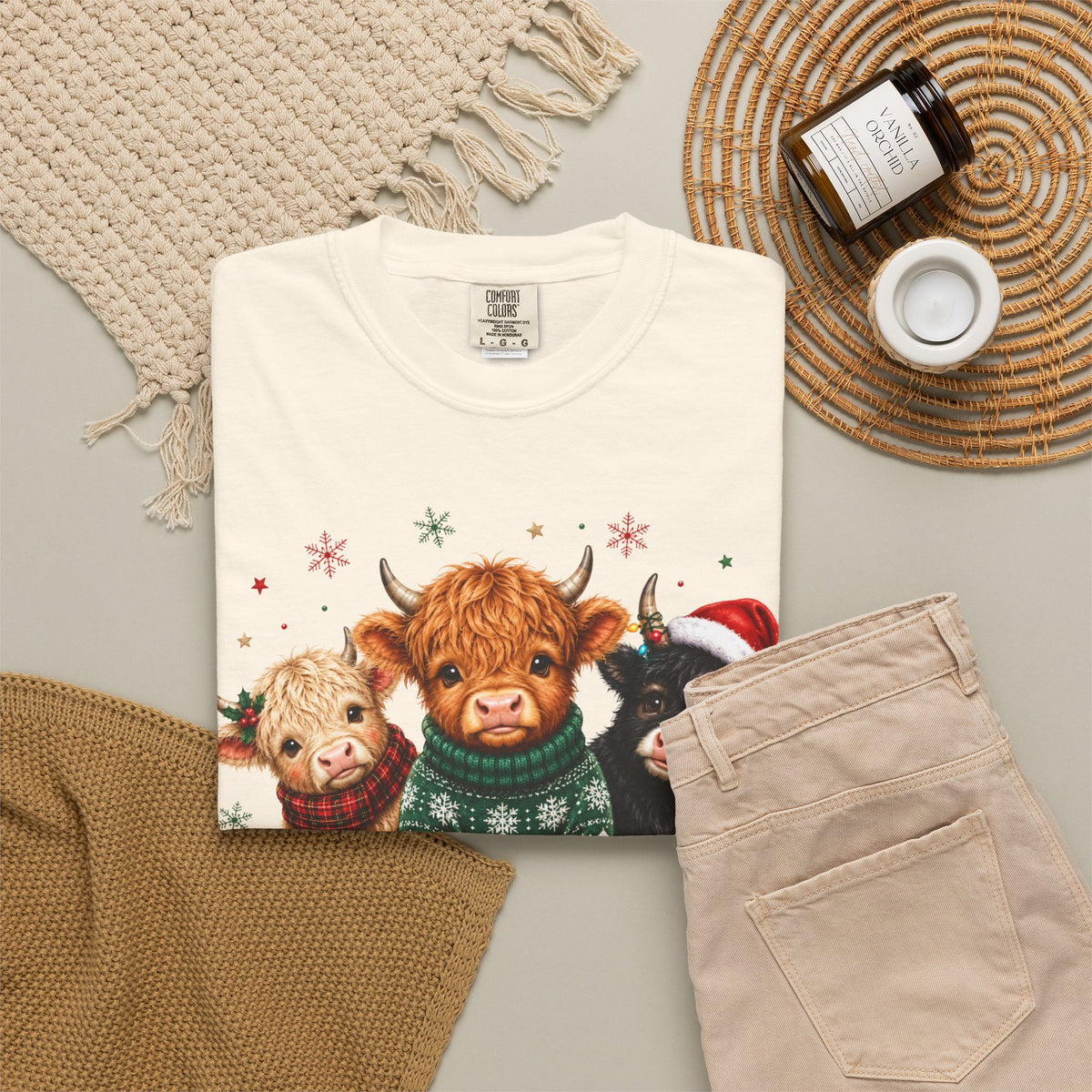 Christmas Highland Cattle Trio T-Shirt — Cute Cow Holiday Tee